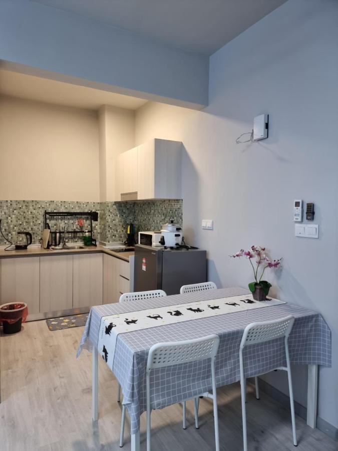 Nana Homestay - Jesselton Quay Kota Kinabalu Exterior photo